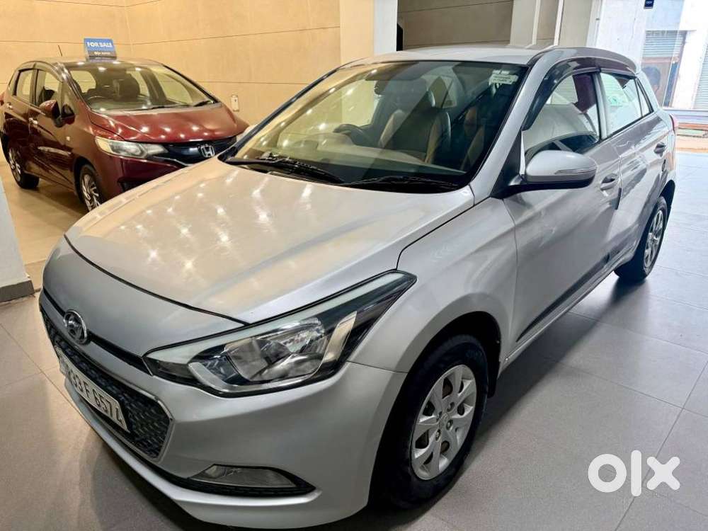 Hyundai Elite I20 Sportz (o) 1.4, 2016, Diesel