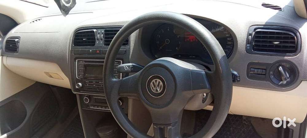 Volkswagen Vento 2010-2013 Petrol Highline, 2014, Petrol