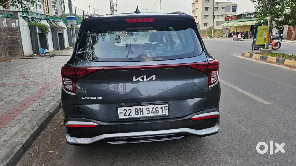 Kia Carens 2022 Petrol Well Maintained