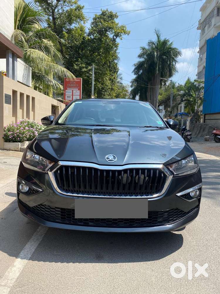 Skoda Slavia 1.0 Ambition Tsi At, 2023, Petrol