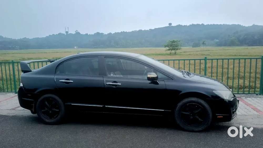 Honda Civic 1.8 S 2011