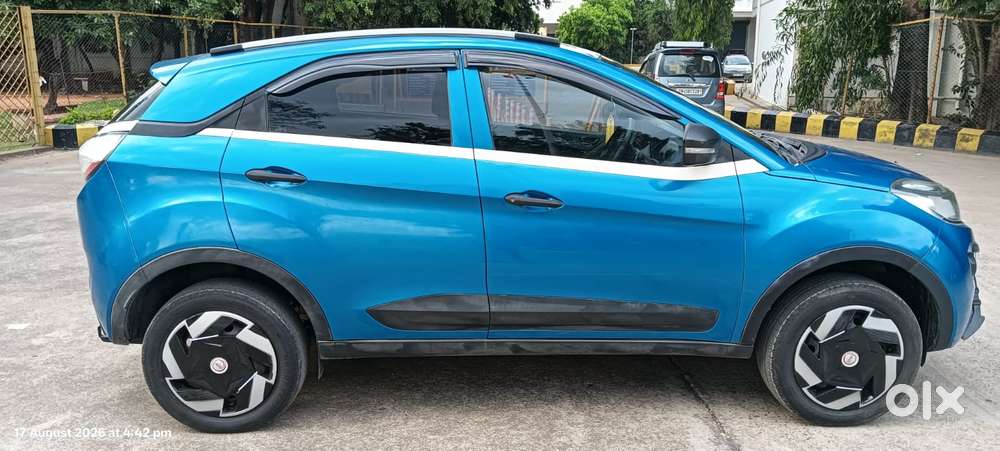 Tata Nexon, 2019, Petrol