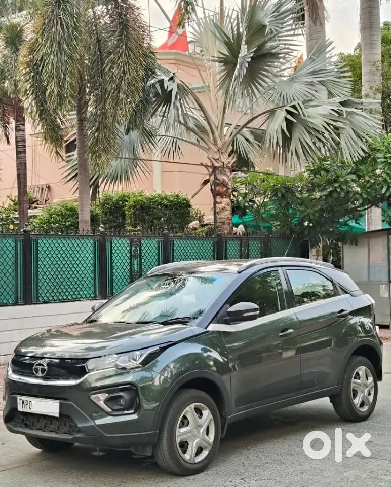 Tata Nexon 1.2 Revotron Xm Plus (s), 2022, Petrol