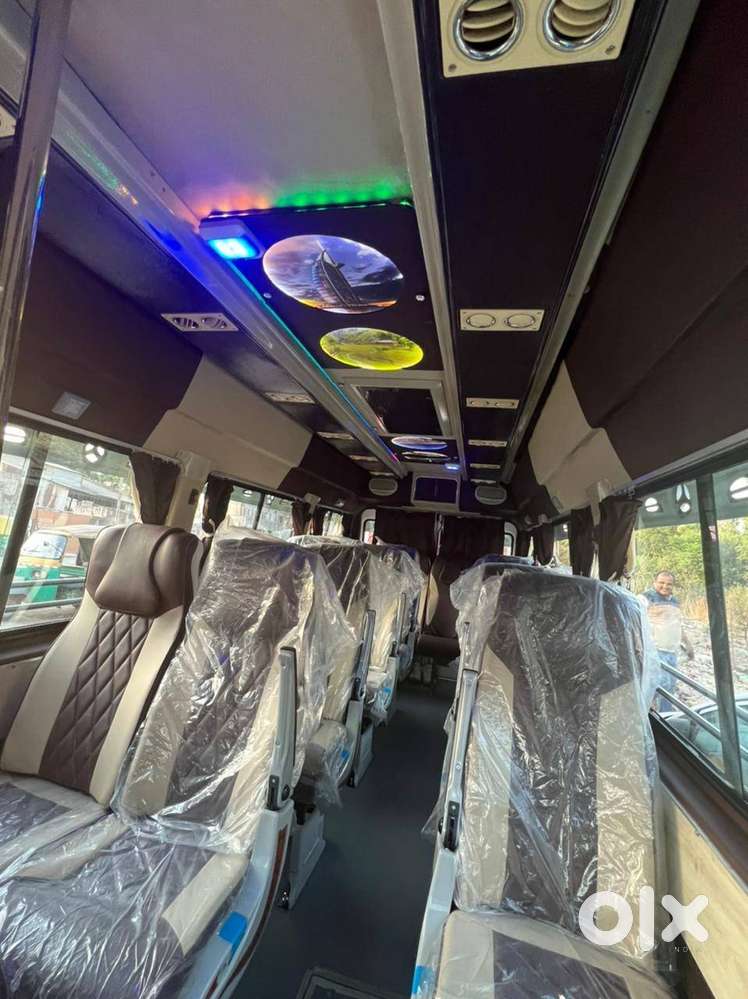 Force Motors Tempo Traveller 2022