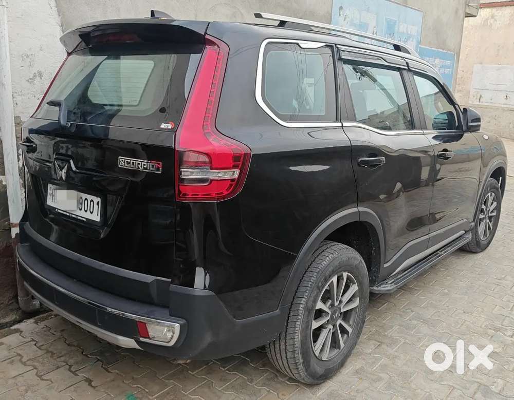Scorpio N Z8 Select Automatic Black