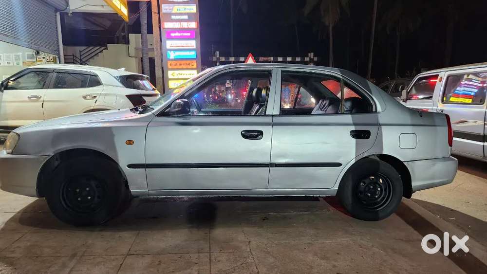 Hyundai Accent 1.5 Executive 2001