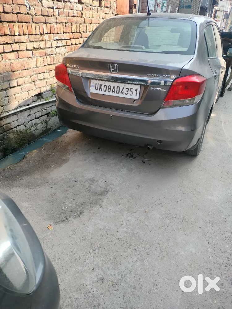 Honda Amaze 2013 Petrol - Well Maintained