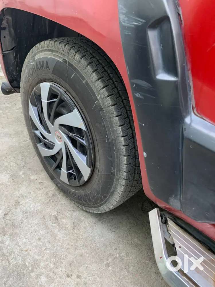 Mahindra Tuv 300 2017 Car