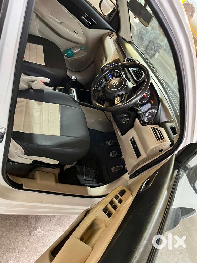 Maruti Suzuki Swift Dzire Vxi(o) Mt, 2022, Petrol