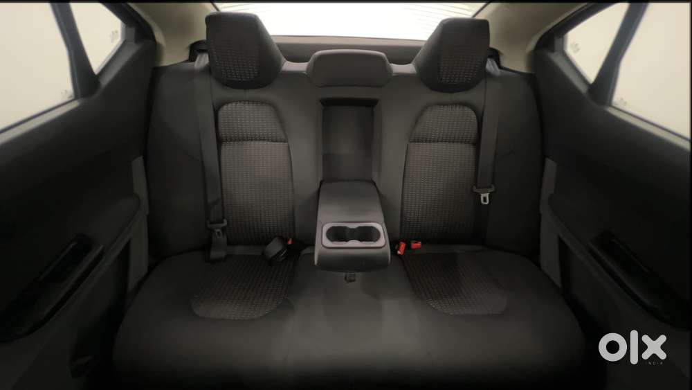 Tata Tigor Xz, 2017, Petrol
