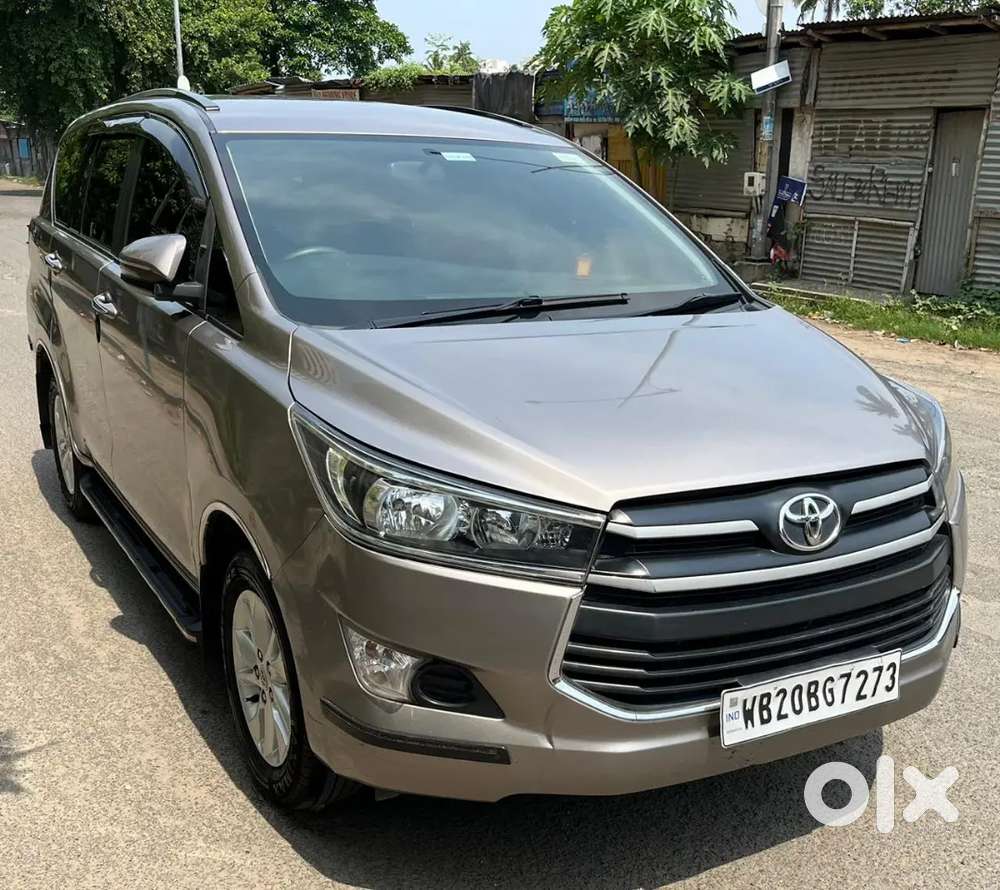 Toyota Innova Crysta 2.4g 8 Seater Lifetime Tax Paid Car