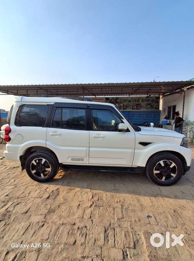 Mahindra Scorpio Getaway 2wd, 2020, Diesel