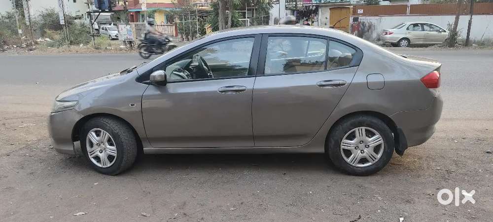 Honda City 1.5 V 2011