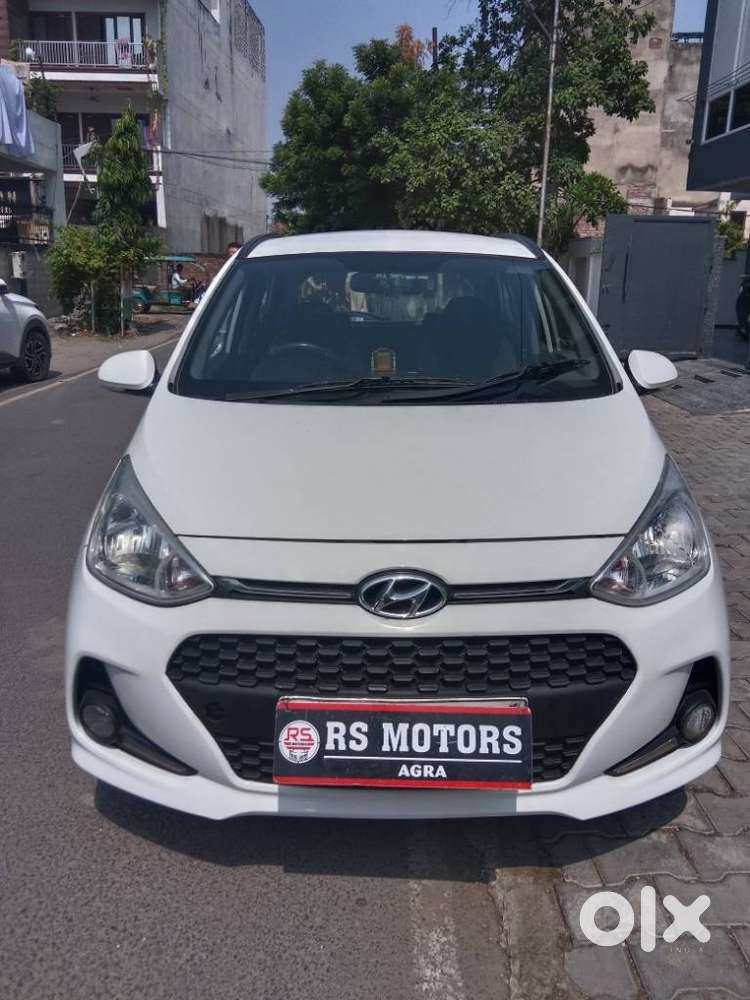 Hyundai Grand I10 Asta Option, 2017, Petrol