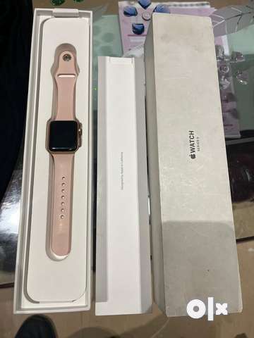 Apple Watch Series 3 - store Rose Gold 38mm