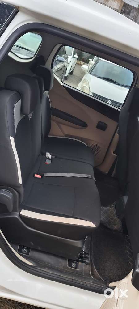 Renault Triber Rxl Easy-r Amt, 2024, Petrol
