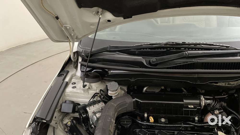 Maruti Suzuki Ciaz Alpha 1.5 At, 2023, Petrol