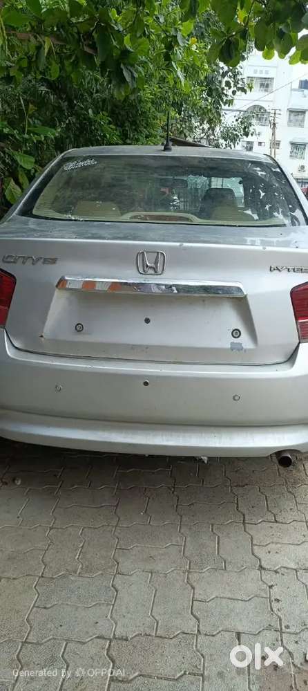 Honda City | Petrol+lpg | Manual | 60000 Km | 2011