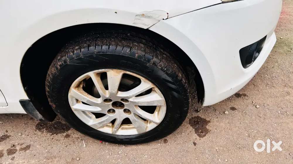Maruti Suzuki Swift Zdi 2012