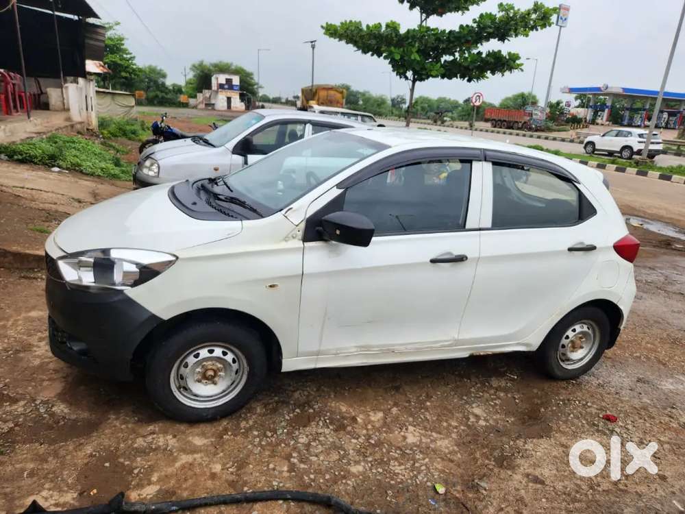 2017 Tata Tiago Revotron Xza