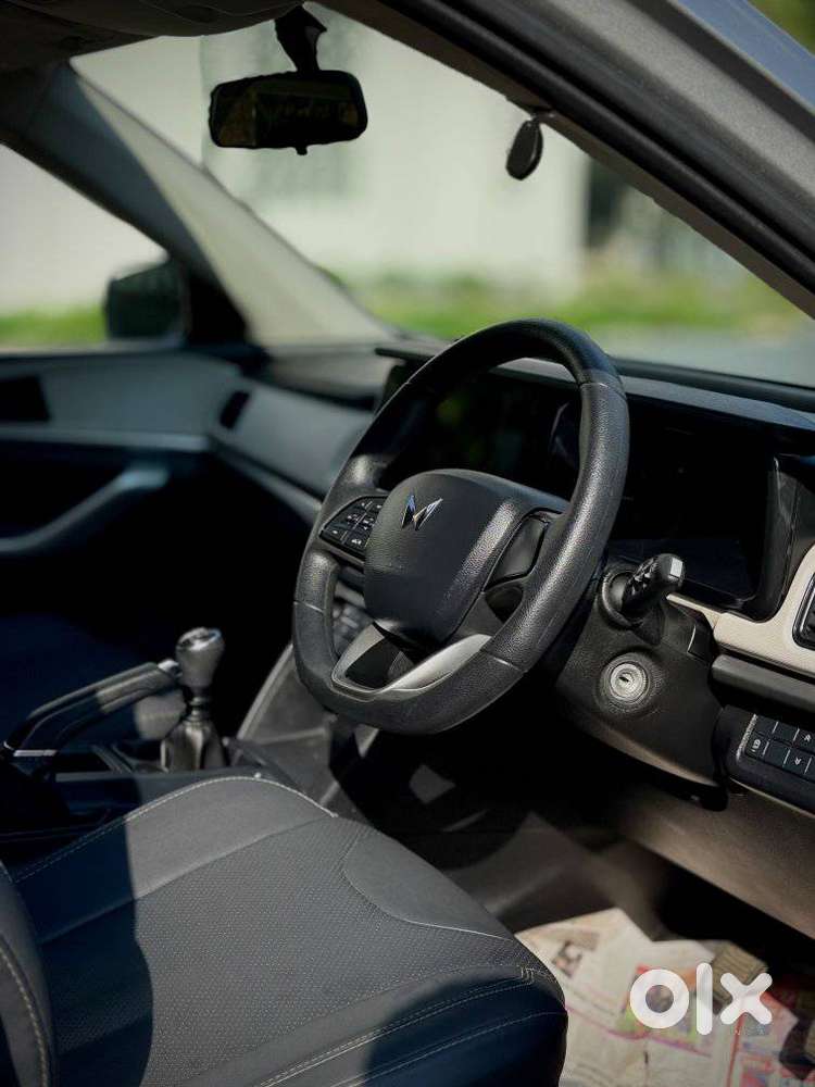Mahindra Xuv700, 2022, Petrol