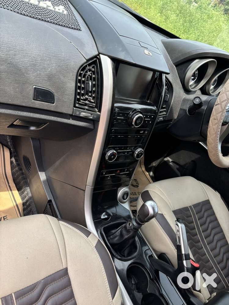 Mahindra Xuv500 W9 2wd, 2018, Diesel