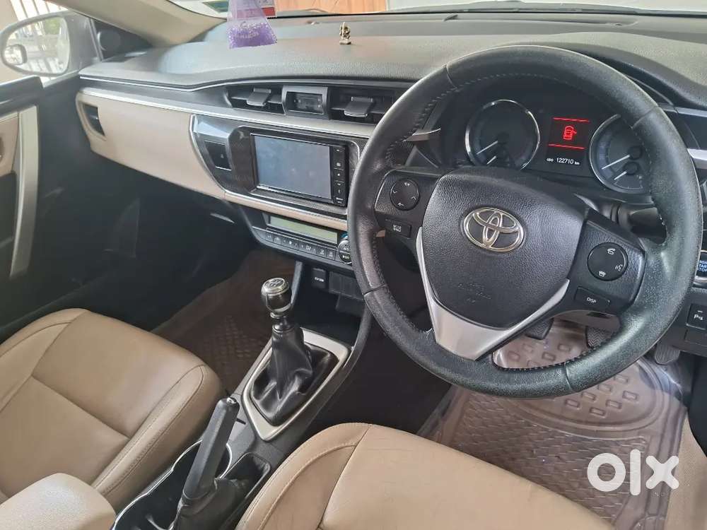 Toyota Corolla Altis 2015 Glpetrol