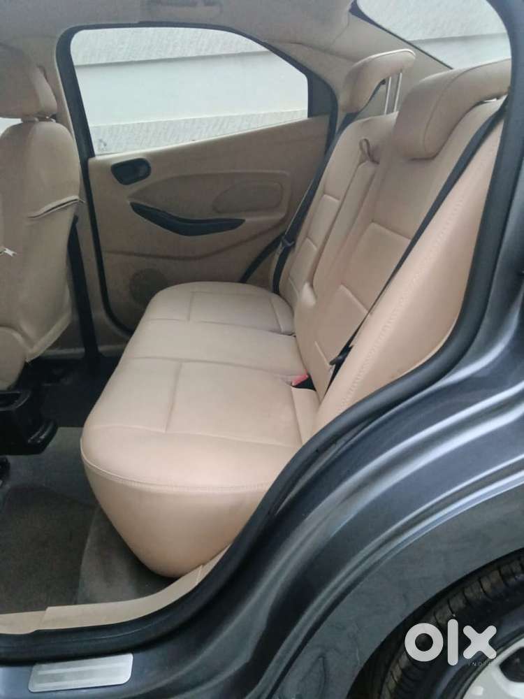 Ford Figo Aspire Titanium Automatic, 2016, Petrol