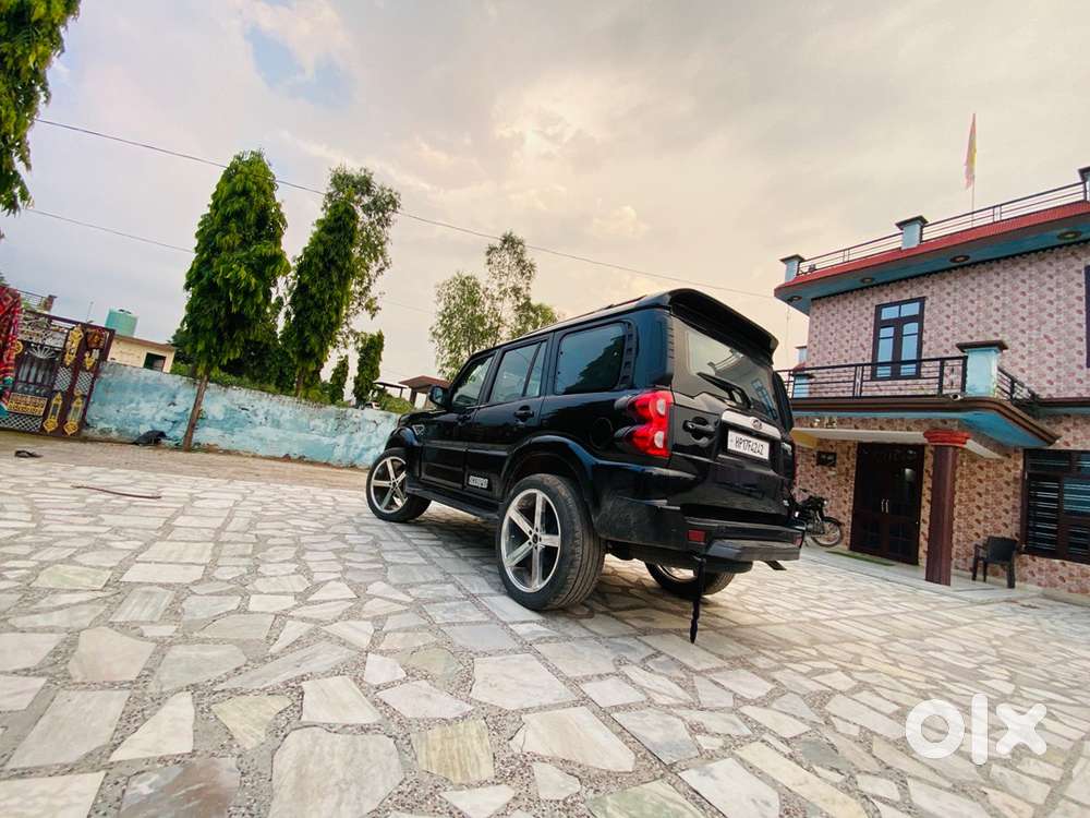 Mahindra Diesel Car 2019