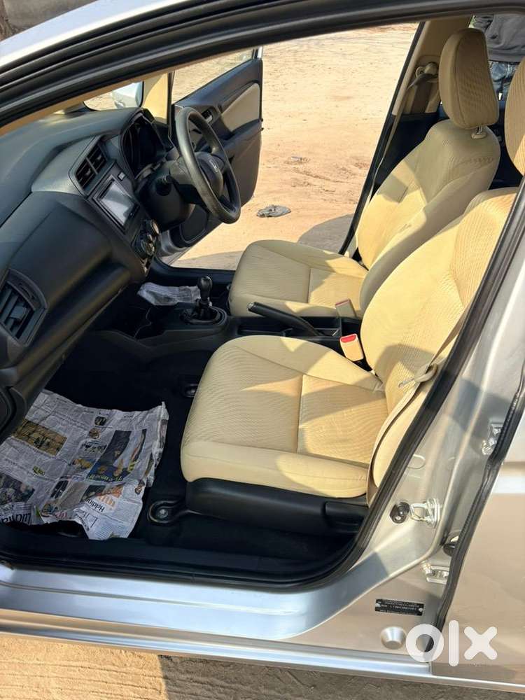 Honda Jazz 2016 Petrol Well Maintained