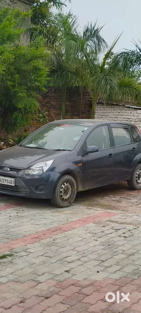 Ford Figo Petrol 2012