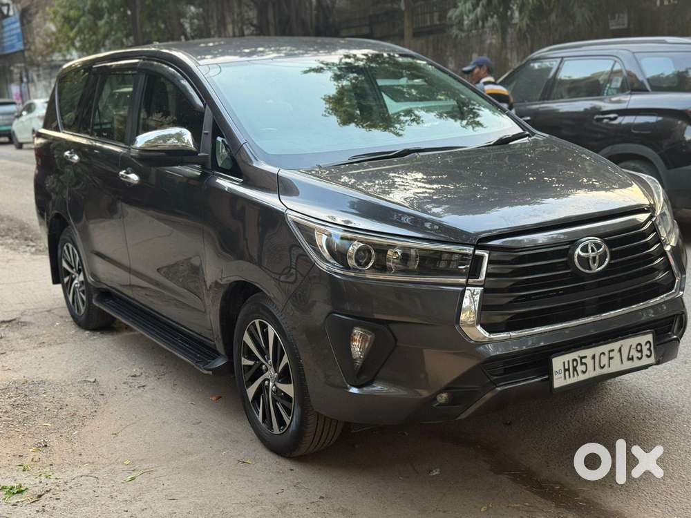 Toyota Innova Crysta 2.8 Zx At 7 Seater, 2021, Diesel