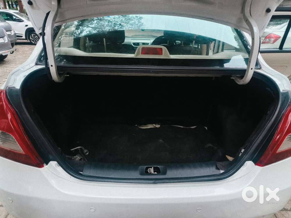 Maruti Suzuki Swift Dzire 1.3 Vxi, 2014, Petrol