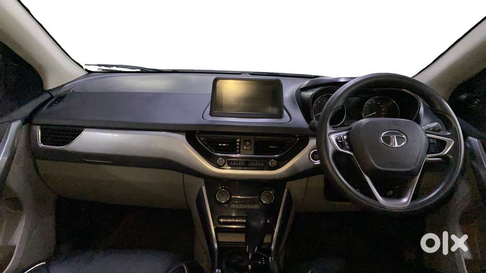 Tata Nexon 1.2 Revotron Xza Plus Dualtone, 2018, Petrol