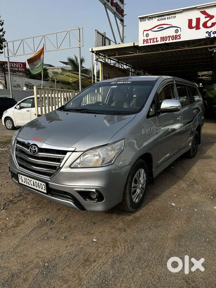 Toyota Innova 2.5 G (diesel) 8 Seater, 2015, Diesel