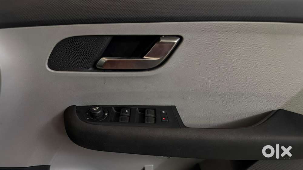 Tata Altroz Xz, 2021, Petrol