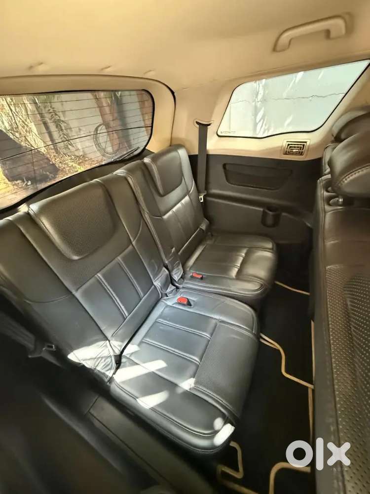 Xuv500 W10 Automatic Awd
