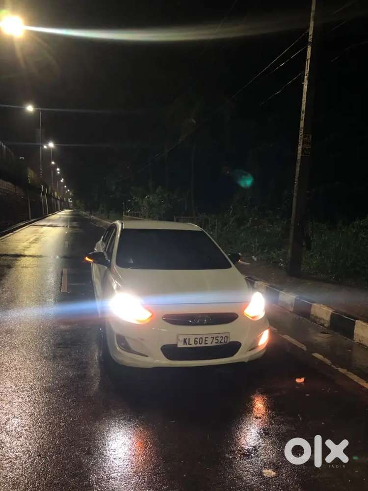 Hyundai Verna 1.6 Sx 2012