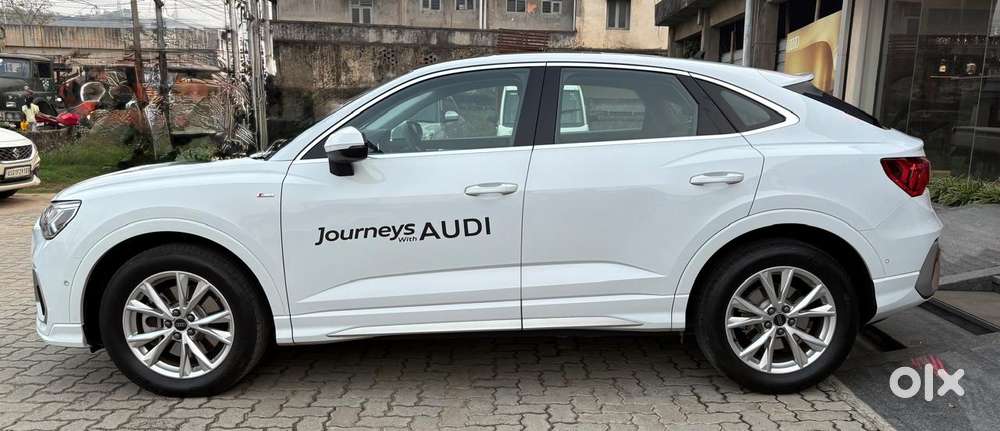 Audi Q3 Sportback Technology Plus S-line, 2025, Petrol
