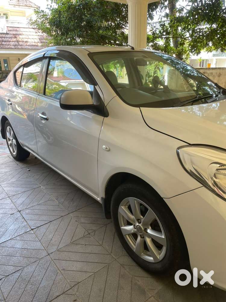 Nissan Sunny 2013 Diesel 280000 Km Driven