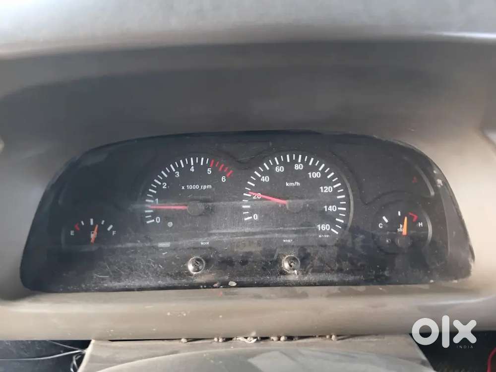 Tata Winger Deluxe 2012