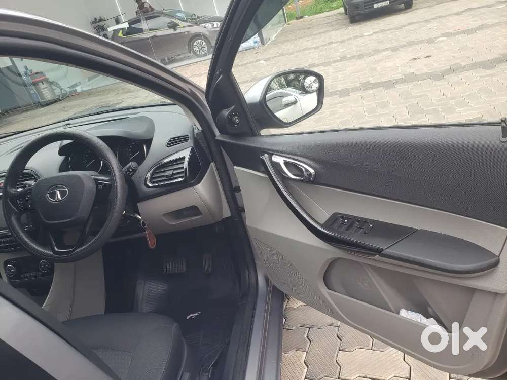 Tata Tiago Automatic Full Option/ Single Owner/40,000km