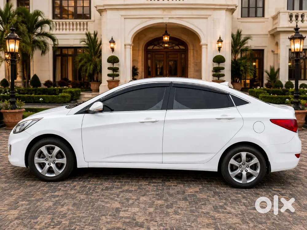 Hyundai Verna Fluidic 1.6 Petrol 2013