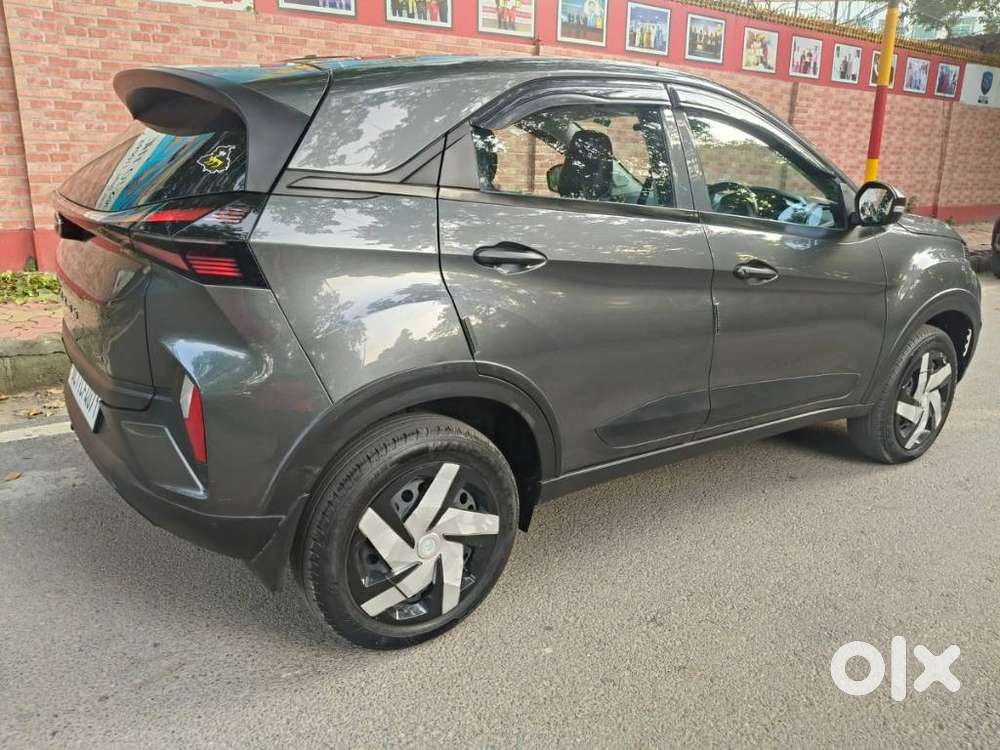 Tata Nexon, 2025, Cng & Hybrids