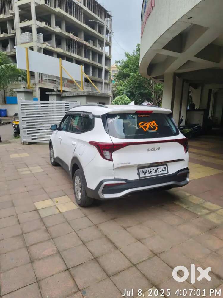 Kia Carens 2023 Petrol Good Condition