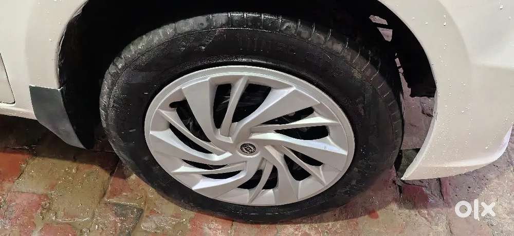 Maruti Suzuki Ertiga Lxi 2012