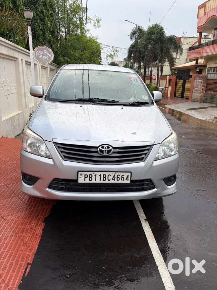 Toyota Innova Diesel 2012 Edition