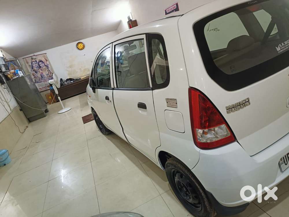 Maruti Suzuki Estilo Lxi Cng, 2014, Cng & Hybrids