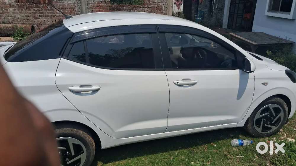 Hyundai Aura 2025 Petrol Well Maintained,9 Month Old