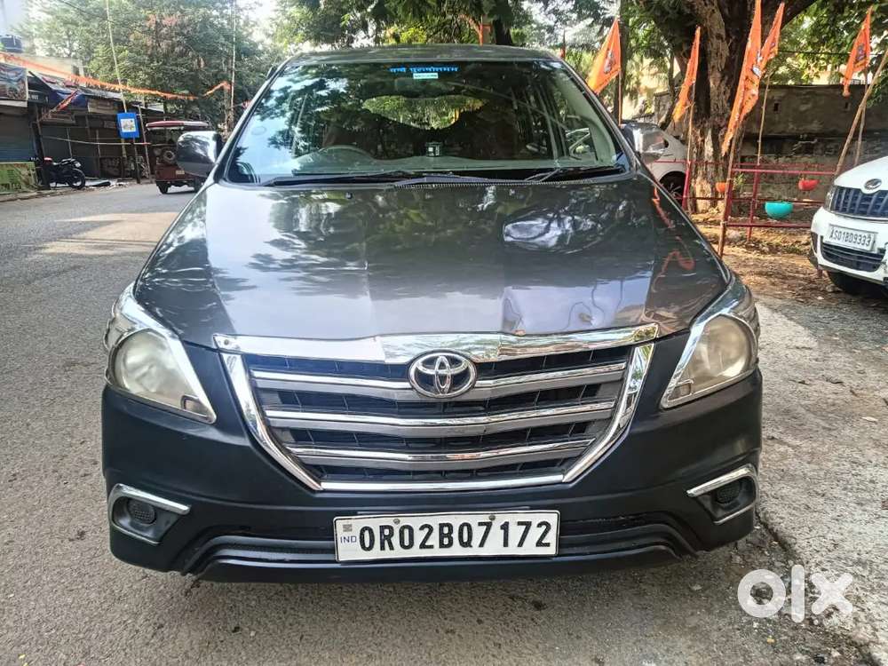Toyota Innova 2011 Diesel Well Maintained
